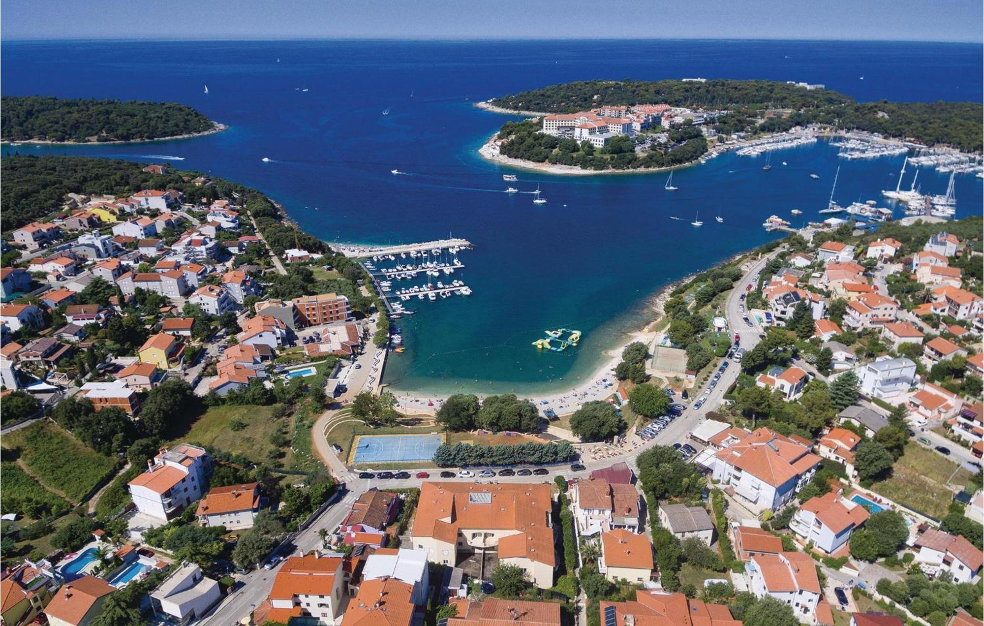 3 Bedroom Stunning Apartment In Pula Apartma *